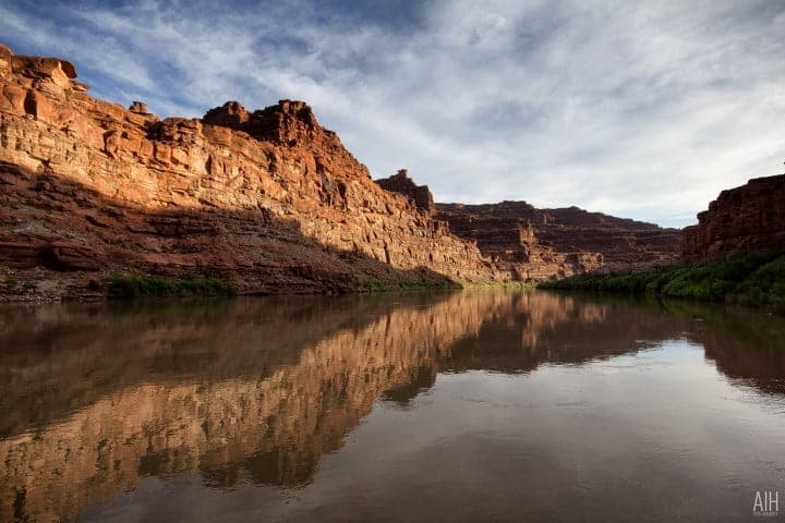 Read more about the article Special Cataract Canyon Music, History, Stories, and Lore River Trip